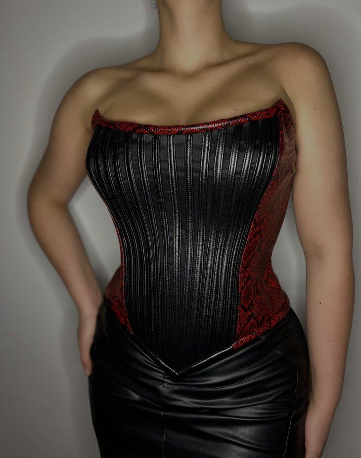 RedBlack Corset