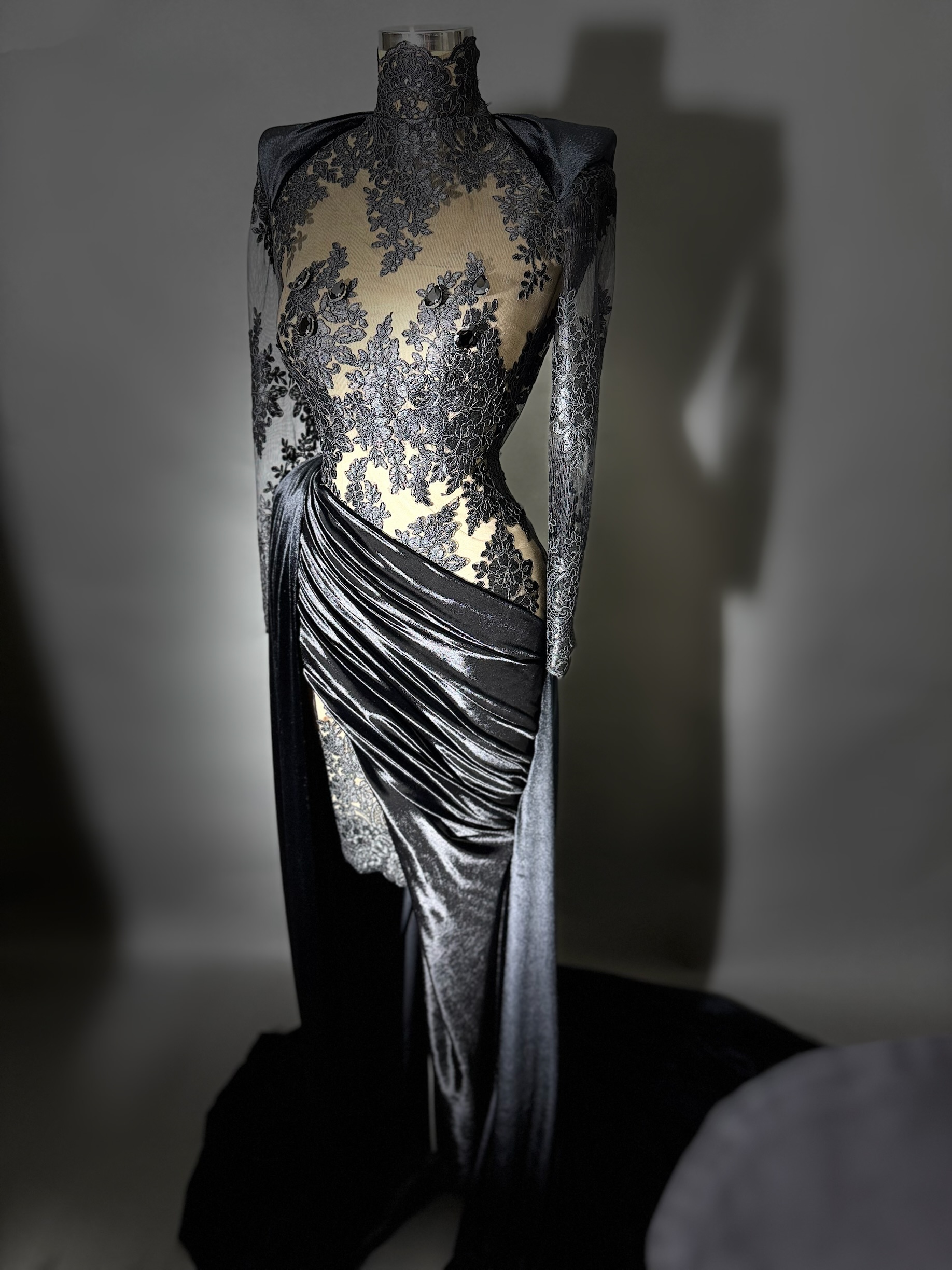 Midnight dress - Image 4