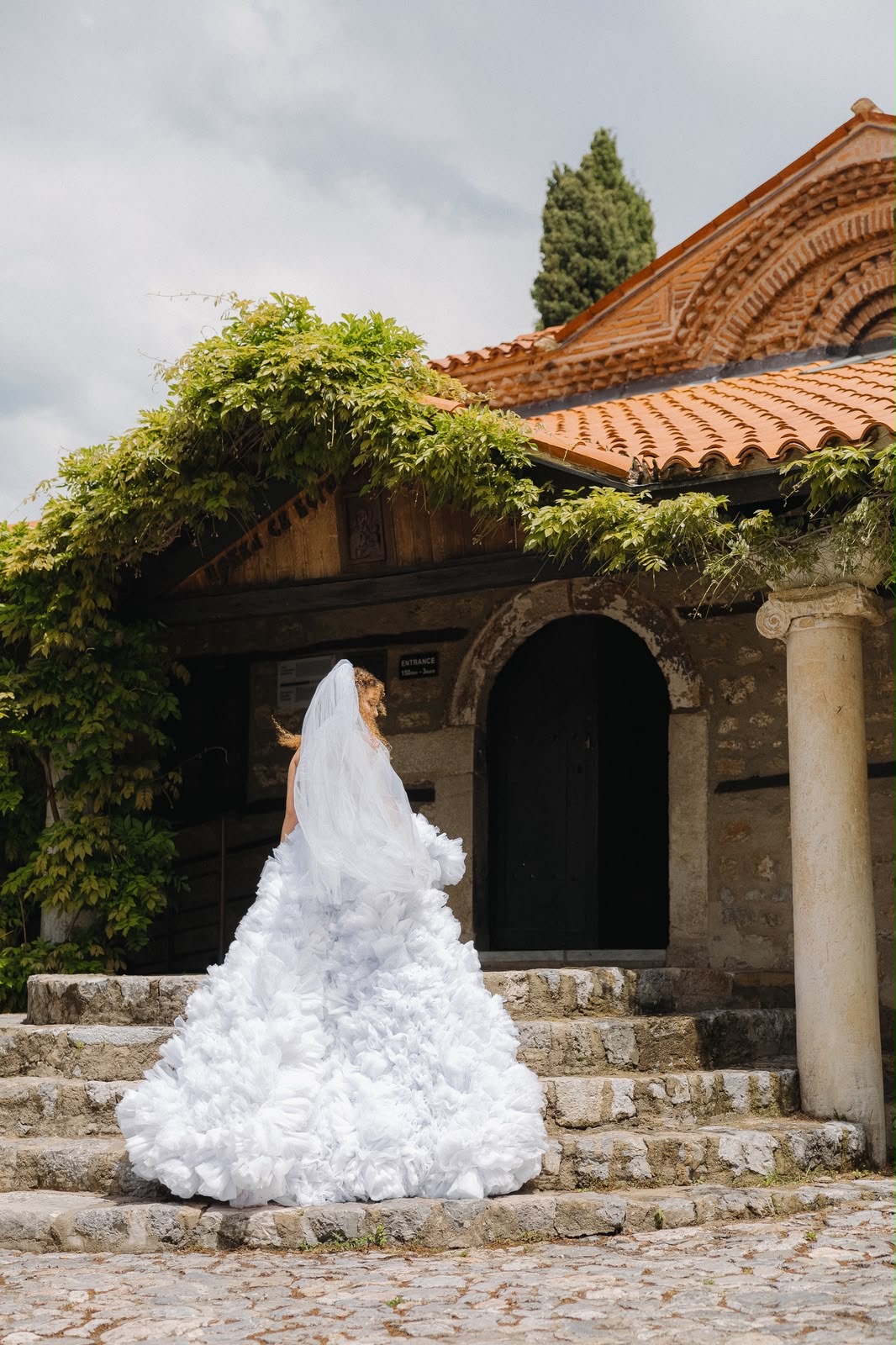 Como Bride - Image 3